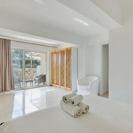Hotel Gerakas Belvedere