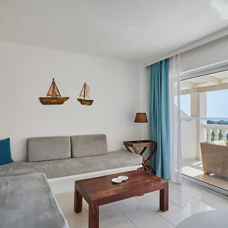 Gerakas Belvedere فندق