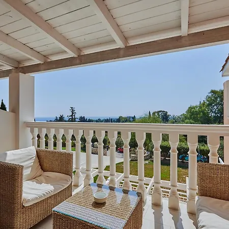 Ξενοδοχείο Gerakas Belvedere 4*